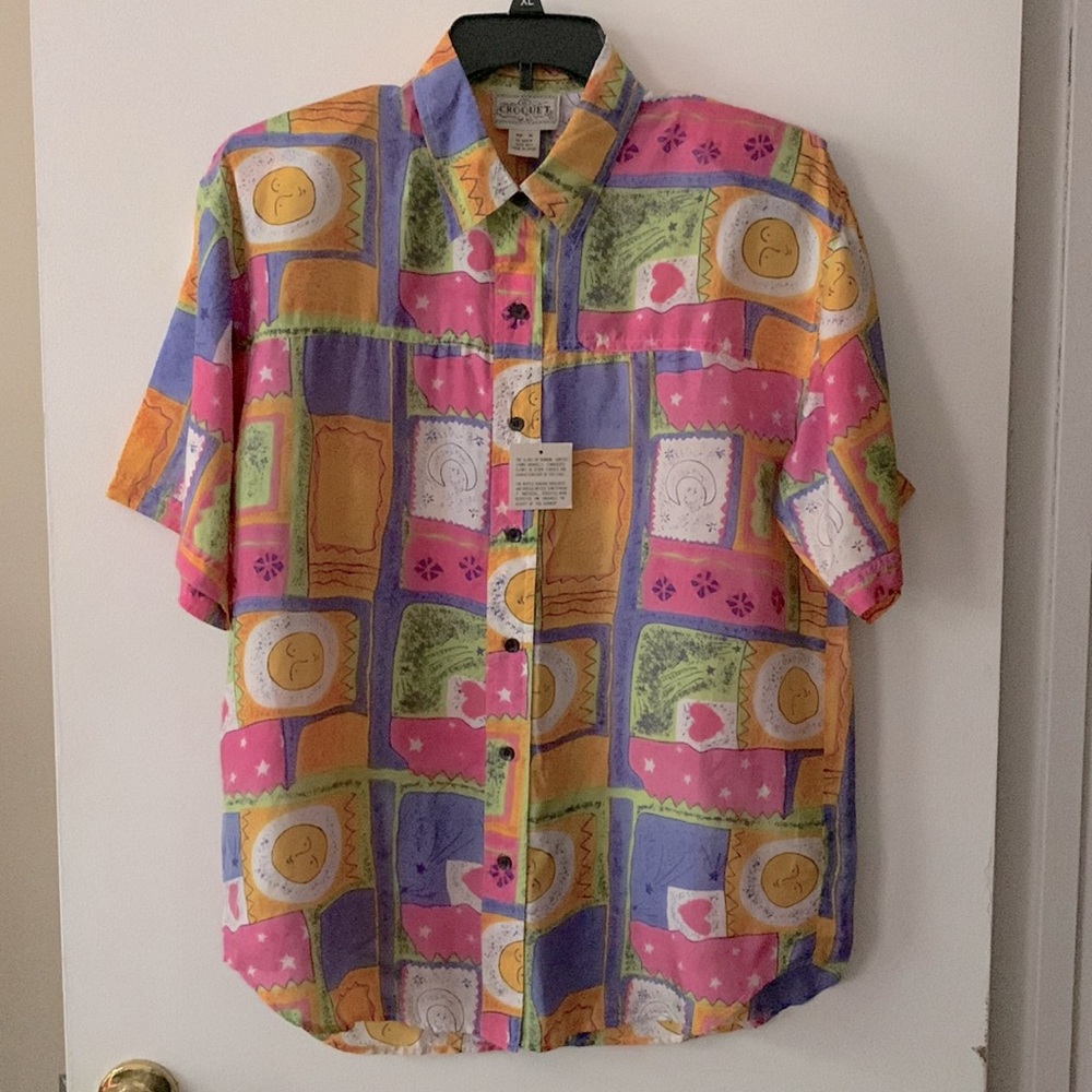 New CROQUET 100% silk short sleeve top.